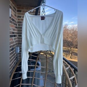White Cropped Knit Cardigan – Size M/L